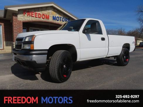 Used 2006 Chevrolet Silverado 1500 W/T image 1