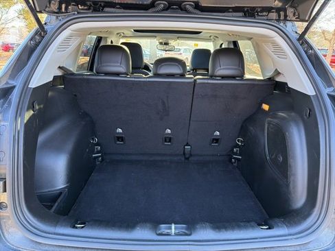 Used 2022 Jeep Compass Latitude w/ Sun and Sound Group image 21