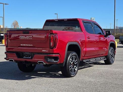 Used 2024 GMC Sierra 1500 AT4 image 5