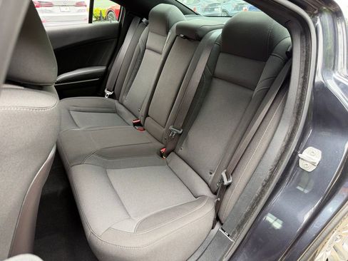 Used 2019 Dodge Charger SXT RWD image 29