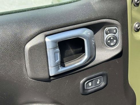 Used 2022 Jeep Gladiator Sport AWD/4WD image 28