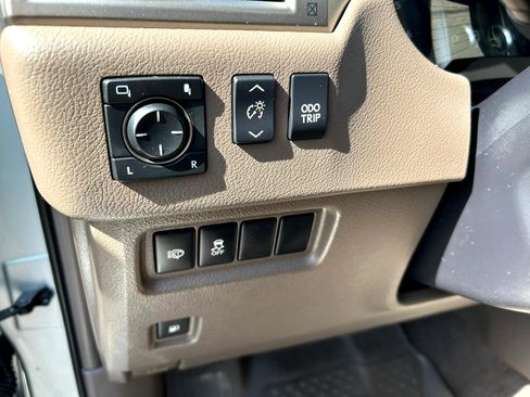 Used 2019 Lexus GX 460 Premium image 10