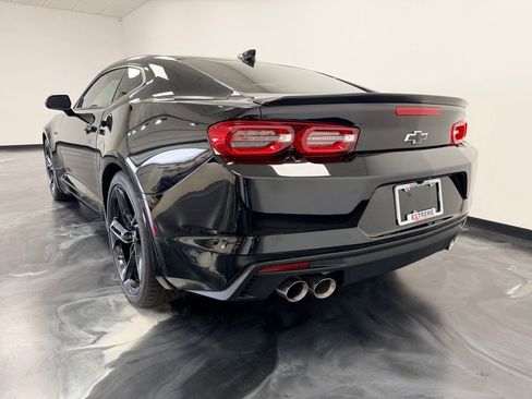 Used 2023 Chevrolet Camaro LT w/ Technology Package RWD image 14