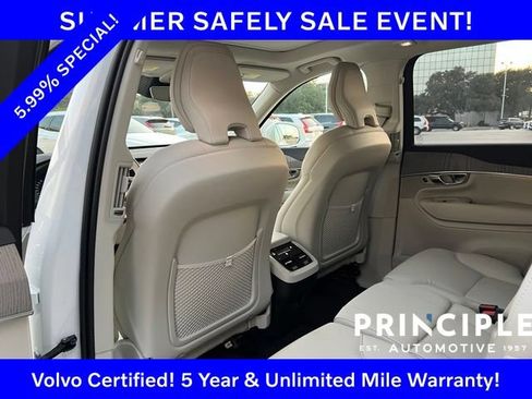 Certified 2025 Volvo XC90 B5 Plus w/ Protection Package Premier AWD/4WD image 27
