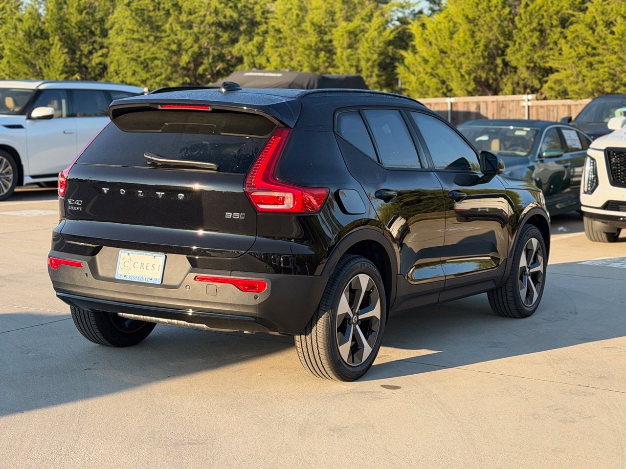 New 2026 Volvo XC40 B5 Plus w/ Protection Package Premier AWD/4WD image 6