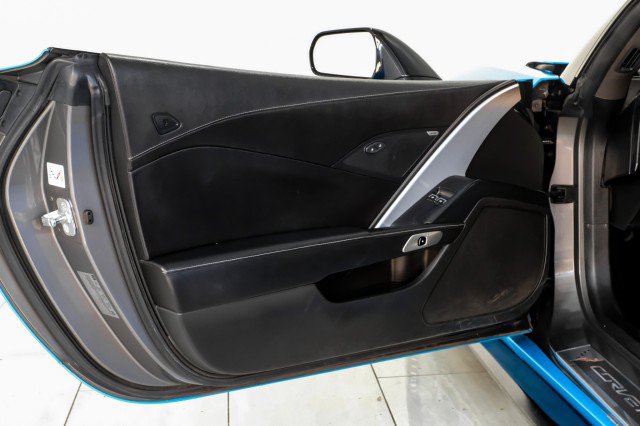 Used 2016 Chevrolet Corvette Stingray Coupe RWD image 31