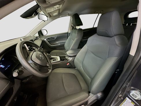 Used 2024 Toyota RAV4 LE image 13