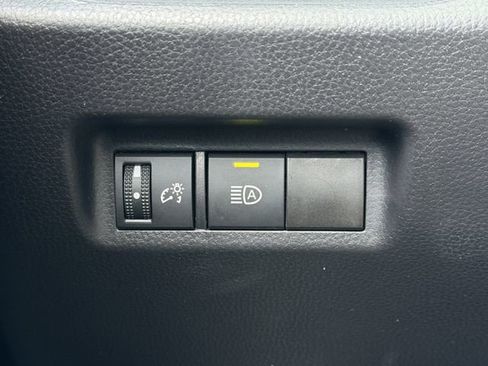 Certified 2025 Toyota RAV4 LE image 21