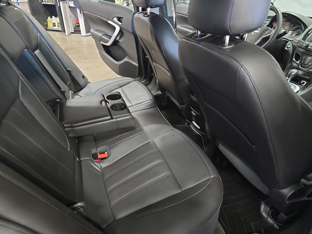 Used 2017 Buick Regal Premium FWD image 11
