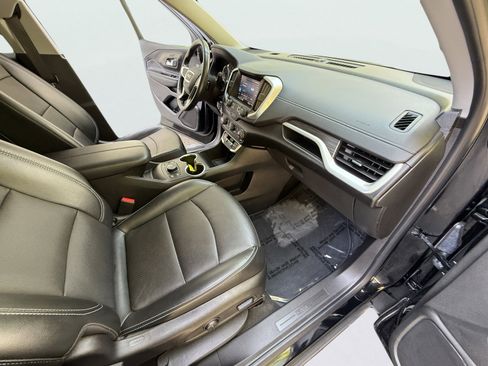 Used 2022 GMC Terrain SLT image 29