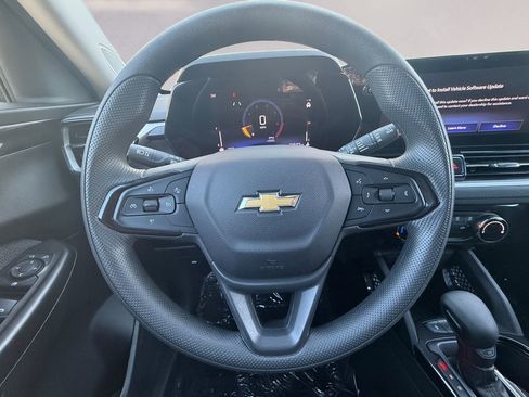 Used 2025 Chevrolet TrailBlazer LT image 13