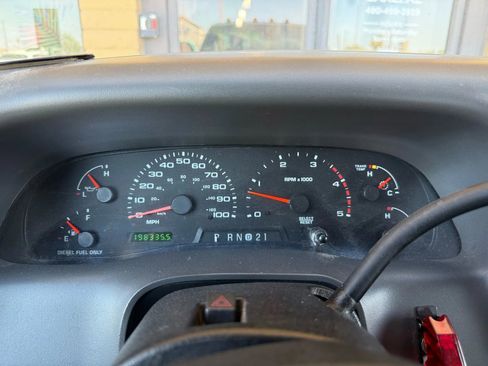 Used 2002 Ford F350 2WD Crew Cab DRW Super Duty image 30