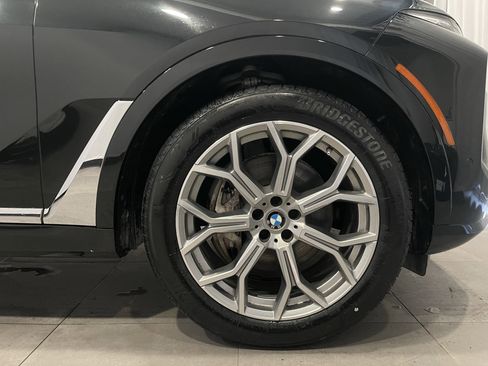 Certified 2024 BMW X7 xDrive40i w/ Premium Package image 10