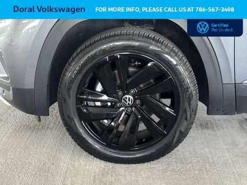 Used 2023 Volkswagen Atlas Cross Sport SE w/ Black Wheel Package FWD image 11