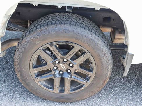 Used 2025 Chevrolet Silverado 1500 Custom w/ Turbomax Blackout Package RWD image 8
