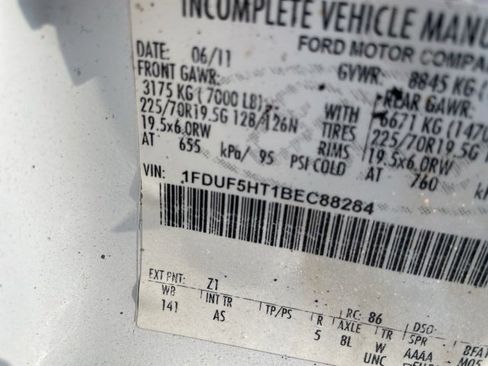 Used 2011 Ford F550 4x4 Regular Cab Super Duty w/ Payload Upgrade Pkg image 20