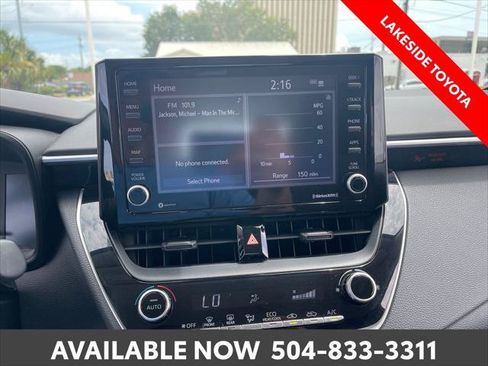 Certified 2022 Toyota Corolla LE FWD image 32