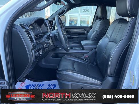 Used 2023 RAM 2500 Limited w/ Towing Technology Group image 3