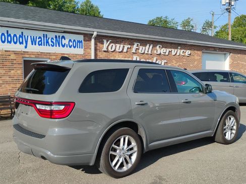 Used 2025 Dodge Durango GT AWD/4WD image 5