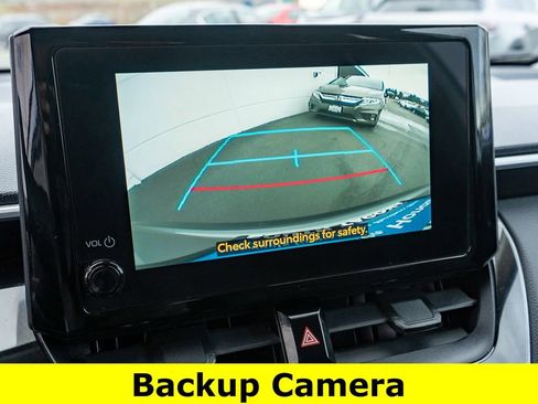 Used 2023 Toyota Corolla Cross LE w/ Moonroof Package AWD/4WD image 7