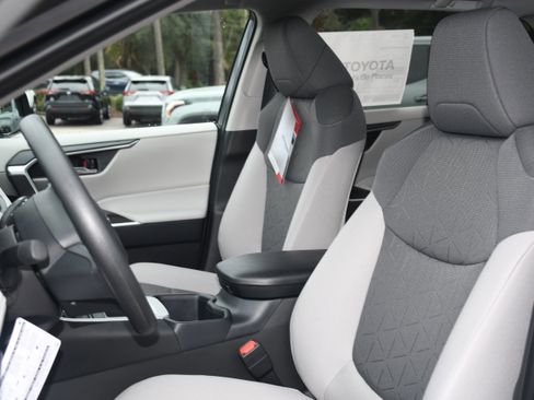 New 2025 Toyota RAV4 XLE image 7
