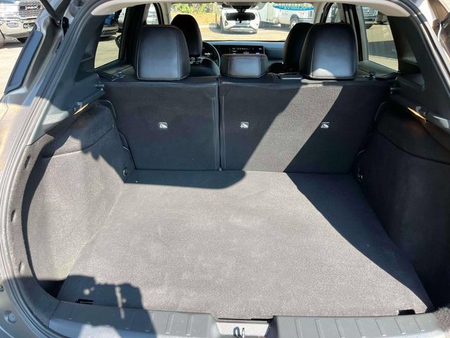 Used 2025 Nissan Kicks SR AWD/4WD image 19