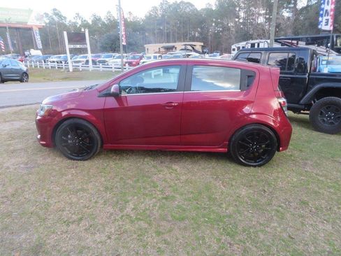 Used 2018 Chevrolet Sonic LT w/ Fun and Sun Package image 1