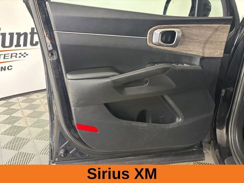 Used 2021 Kia Sorento EX w/ EX AWD X-Line Package image 10