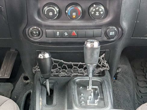 Used 2016 Jeep Wrangler Unlimited Sport w/ Quick Order Package 24S AWD/4WD image 20