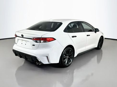 Used 2024 Toyota Corolla SE FWD image 7