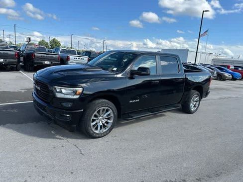Used 2023 RAM 1500 Laramie AWD/4WD image 16