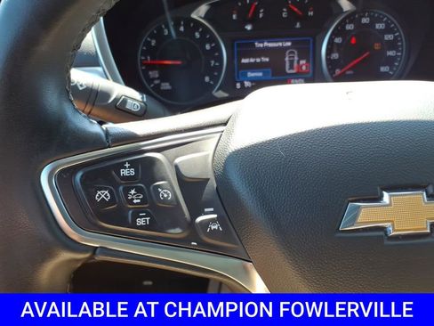 Used 2024 Chevrolet Equinox LT FWD image 18