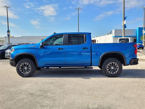 Used 2023 Chevrolet Silverado 1500 ZR2 w/ Technology Package image 5