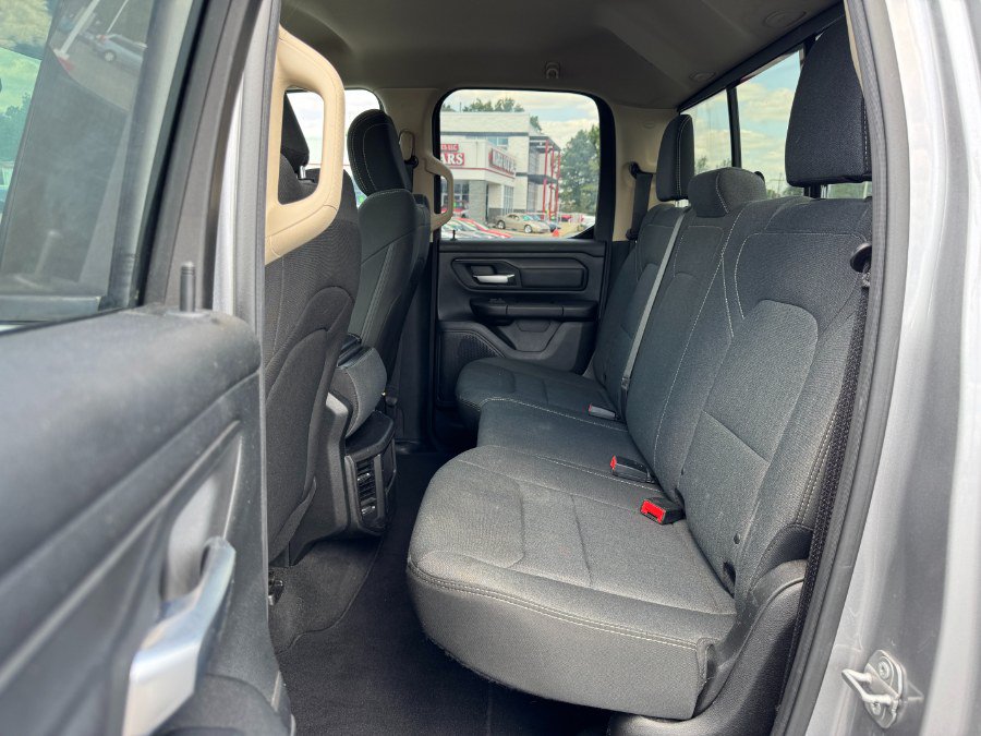 Used 2019 RAM 1500 Tradesman w/ SXT Appearance Group AWD/4WD image 16