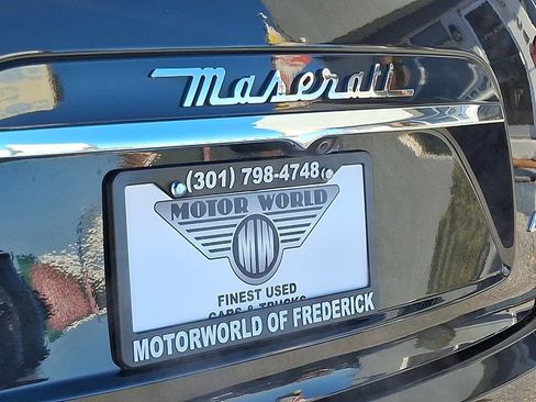 Used 2017 Maserati Ghibli image 31