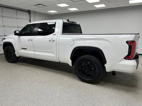 Used 2025 Toyota Tundra Limited w/ TRD Off-Road Package AWD/4WD image 6