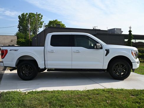 Used 2022 Ford F150 XLT w/ Equipment Group 302A High AWD/4WD image 4