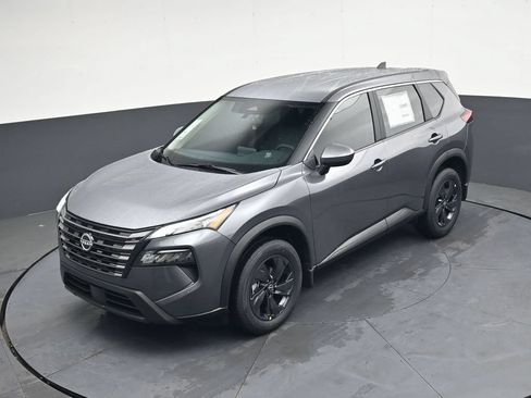 Certified 2026 Nissan Rogue SV FWD image 39