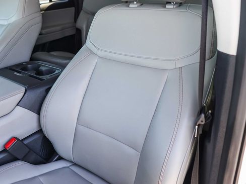 Certified 2025 Ford Expedition Max Active RWD image 27