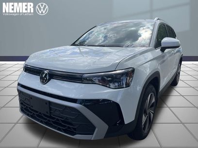 New 2025 Volkswagen Taos SE