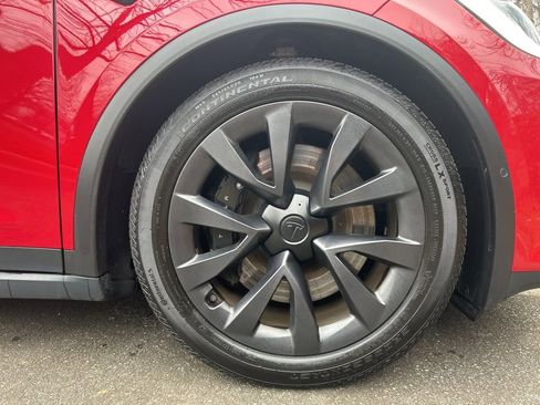 Used 2023 Tesla Model X image 31