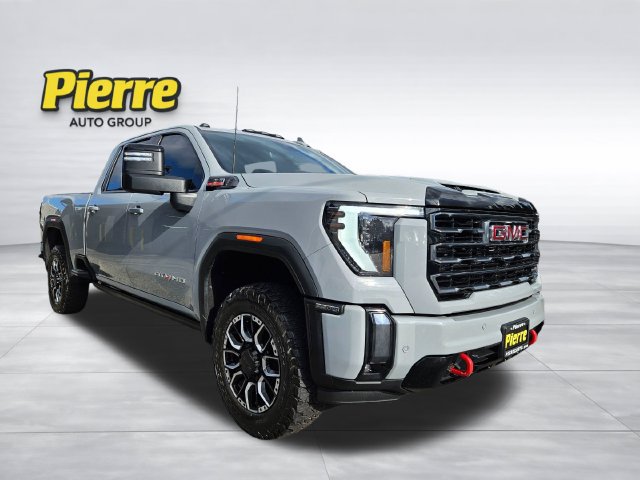 Used 2024 GMC Sierra 2500 AT4 w/ Technology Package AWD/4WD image 8