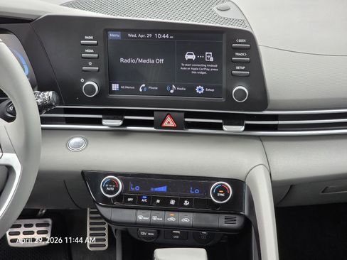 Certified 2025 Hyundai Elantra Sport FWD image 18