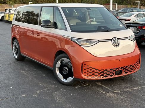 New 2025 Volkswagen ID. Buzz Pro S Plus image 3