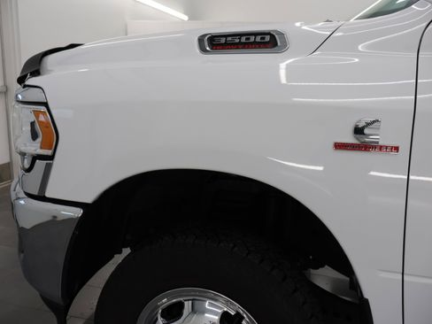 Used 2022 RAM 3500 Tradesman AWD/4WD image 34