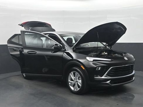Used 2025 Buick Encore GX Preferred FWD image 35