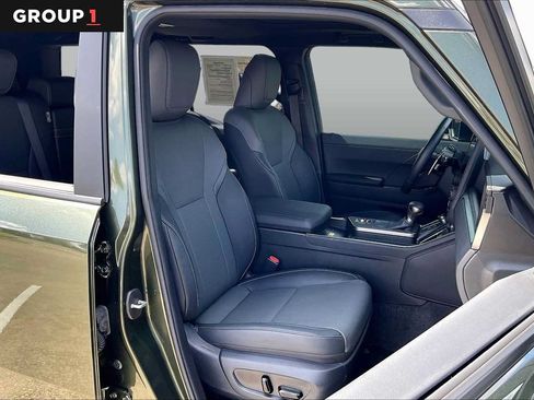 Certified 2025 Lexus GX 550 AWD/4WD image 8