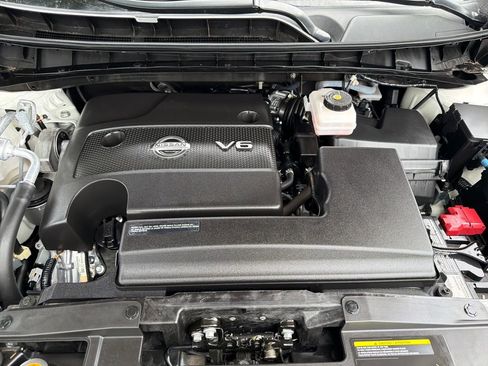 Used 2024 Nissan Murano SL FWD image 17