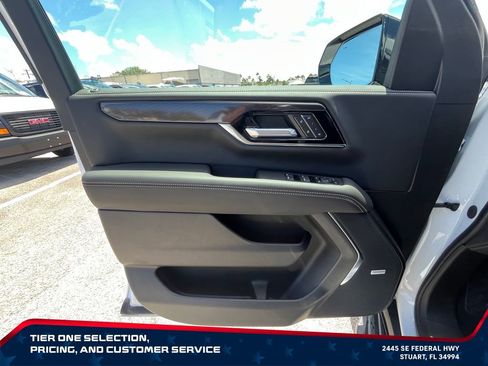 New 2026 GMC Yukon XL Elevation w/ Elevation Premium Package AWD/4WD image 24
