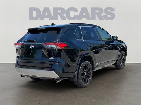 Used 2023 Toyota RAV4 SE w/ Convenience Package AWD/4WD image 5